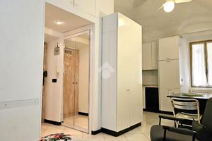 MONOLOCALE A RIVA LIGURE