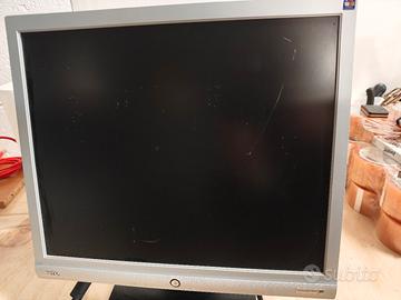 Monitor 17 svga Benq 