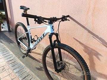 scott scale taglia L nuova