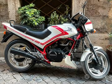 Honda VF 400 TOP