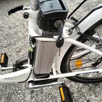 Bicicletta pedala assistita