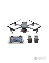 DJI Mavic 3 Pro Fly More Combo (DJI RC) - NUOVO