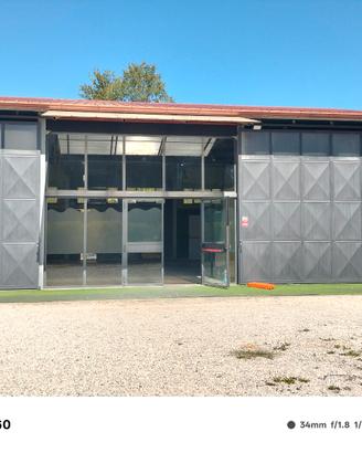 Locale commerciale/artigianale