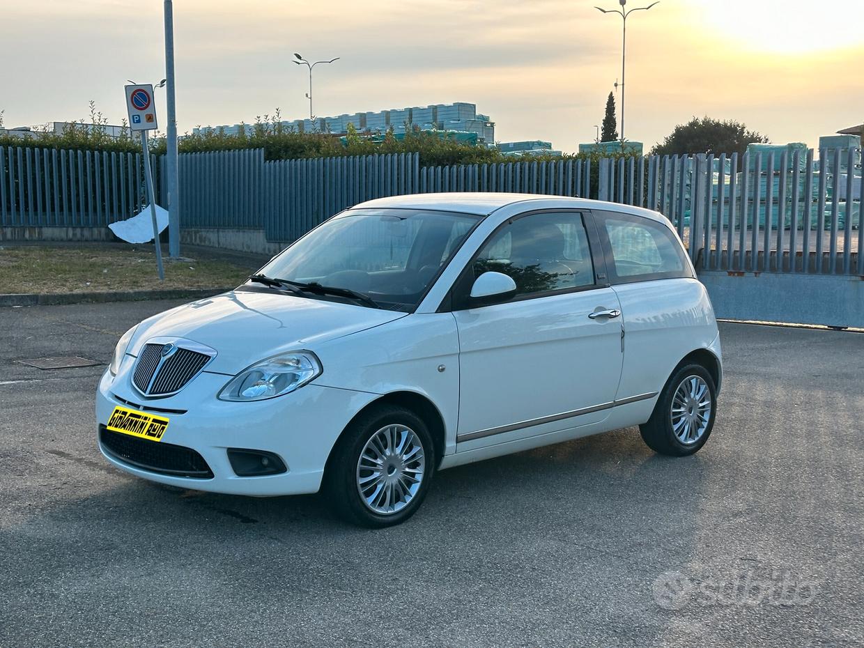 Lancia Ypsilon 2ª serie