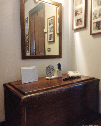cassapanca legno e specchio