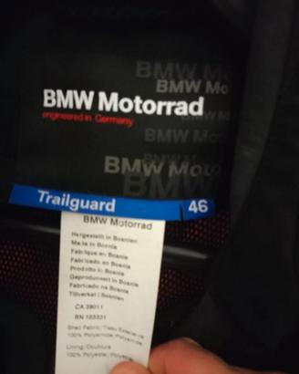 Motorcycle suit