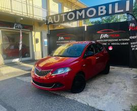 LANCIA Ypsilon 1.2 69 CV 5 porte S&S Gold