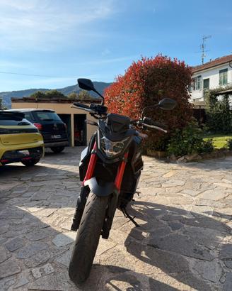 Honda Hornet 750 depotenziata