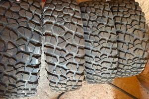 CERCHI E GOMME 265/70 16