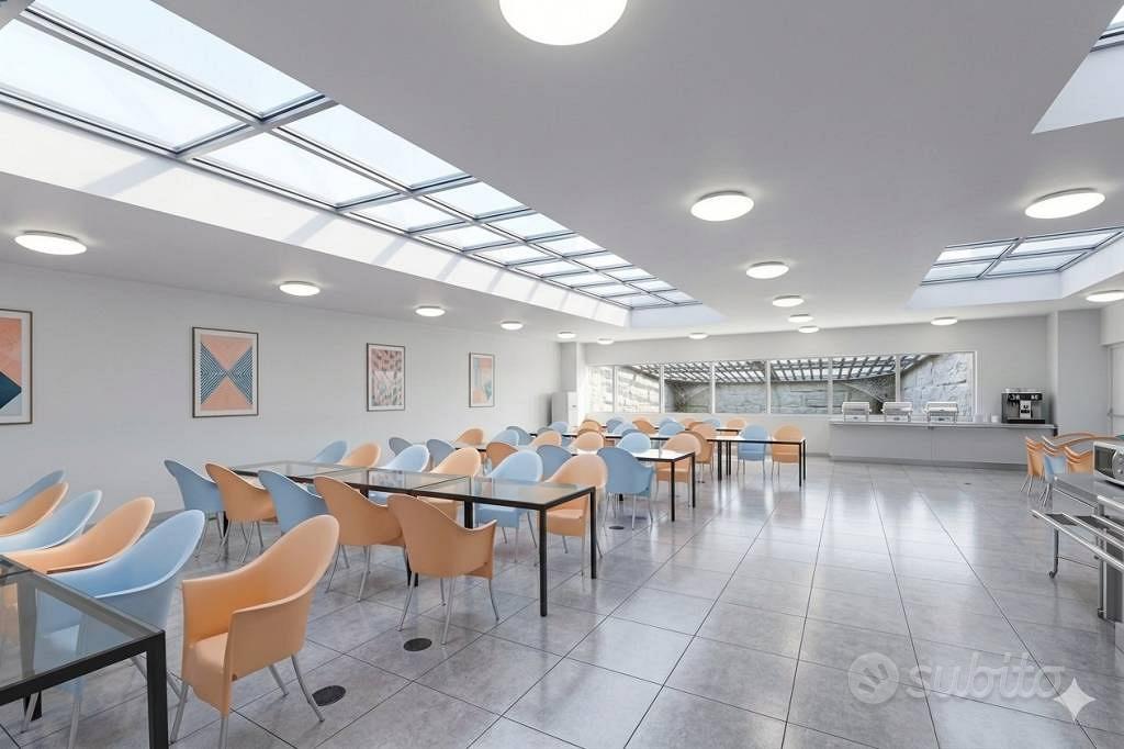Immobile di 850 m² con 1 locale a Lissone - Altro