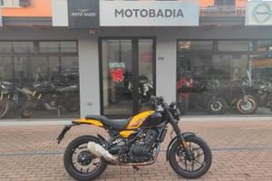 Royal Enfield Guerrilla 450 Yellow ribbon