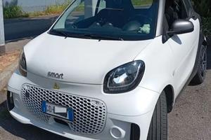 Fortwo III EQ + 2° treno cerchi in lega e gomme
