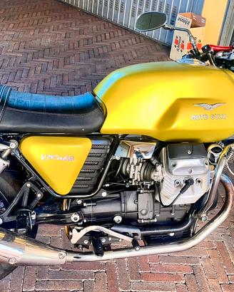 Moto Guzzi V7 Cafè Classic (2009 - 12)