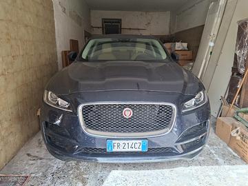 Jaguar f pace