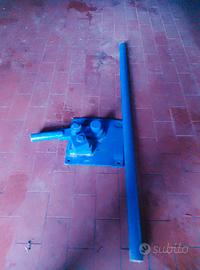 Piega ferro per staffe. Nuovo.