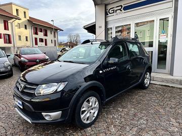Dacia Sandero 1.0Bz 90CV Lauréate - Uniproprietari