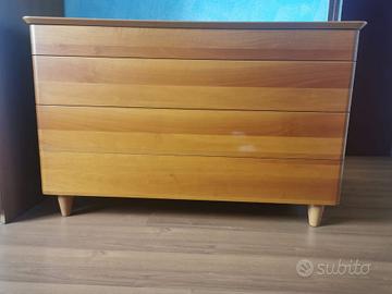 Cassettiera in Legno Chiaro con 4 Cassetti - Stile