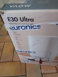 Robot lavapavimenti e aspirapolvere 