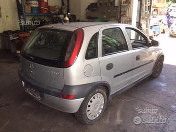 Ricambi carrozzeria Opel Corsa C 2003 5 porte
