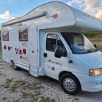 Camper mansardato Roller Team