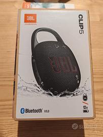 JBL Clip 5