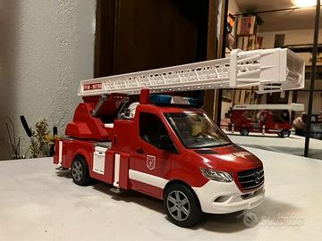 Bruder Mercedes sprinter dei pompieri