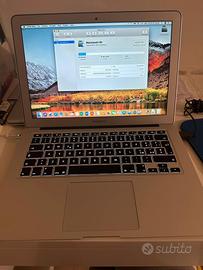 MacBook Air (Early 2015)