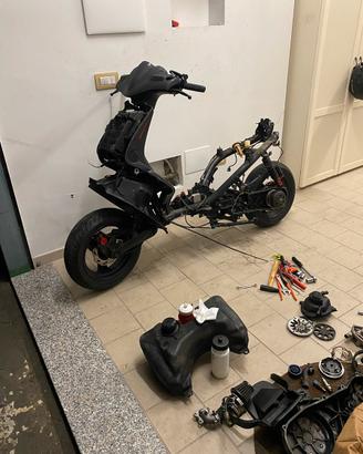 Qualunque ricambio Peugeot / Speedfight