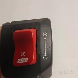 Blocco Interruttori Dx Yamaha MT-09 SP 2024-2025