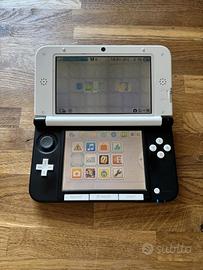 Nintendo 3DS XL Nero / Bianco-Leggi descrizione