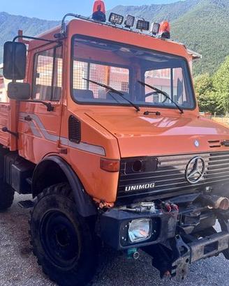 UNIMOG U 1400