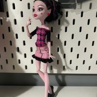 Monster High Draculaura Scaris