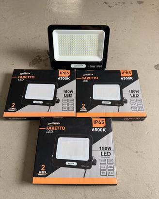 Faretti led esterno nuovo  13000 Lumen 150W