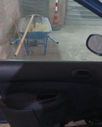 Sportello anteriore sinistro