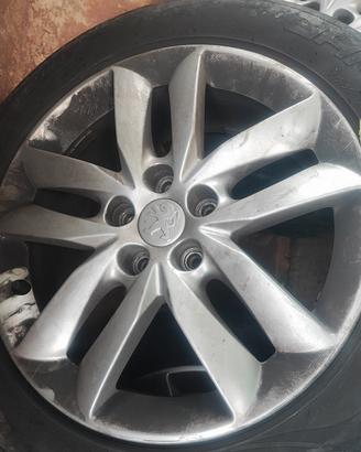 4 cerchi Peugeot da 17"