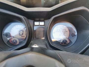 Yamaha X-Max 250 - 2015