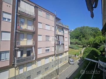 5 LOCALI A ASTI