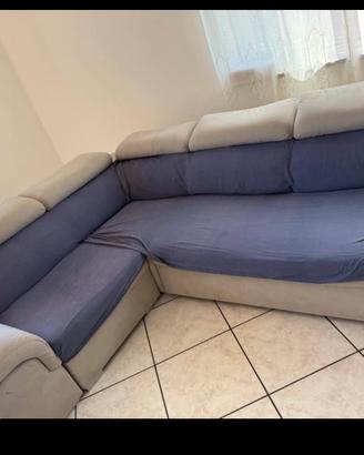 Divano letto con penisola