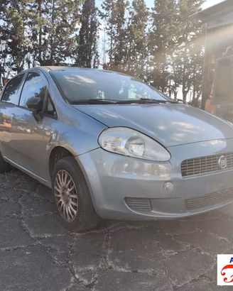 FIAT GRANDE PUNTO 199 1.3 D MULTIJET Ricambi -
