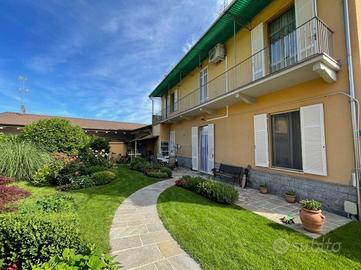Villa di 180 m² con 3 locali a Vercelli