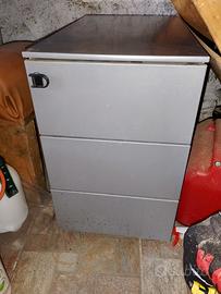 cassettiera metallica 