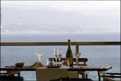 Appartamento Finemente Arredato Fronte Mare