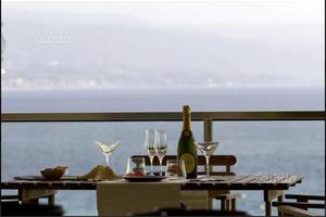 Appartamento Finemente Arredato Fronte Mare