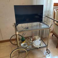 Carrello in ottone porta vivande