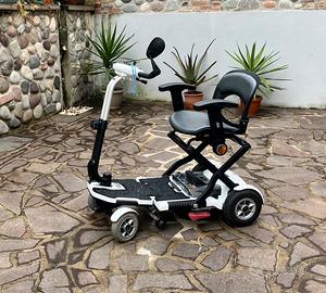 Scooter elettrico per anziani