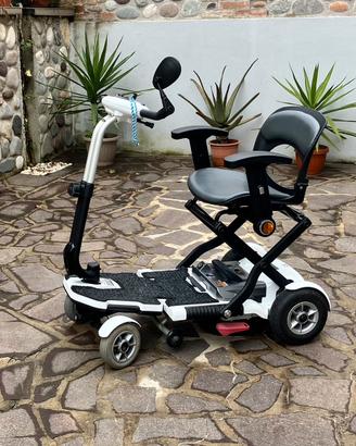 Scooter elettrico per anziani