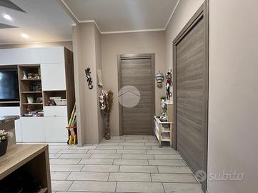 4 LOCALI A BORGARO TORINESE