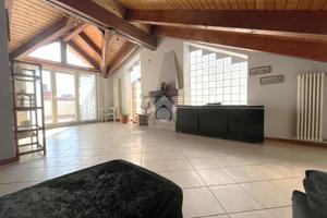 4 LOCALI A TORINO
