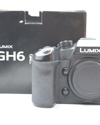Panasonic Lumix GH6