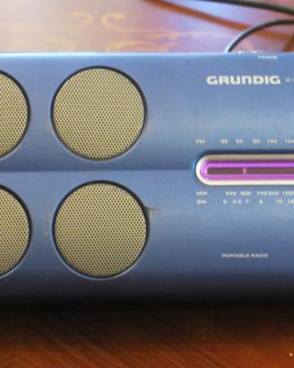 GRUNDIG - RADIO PORTATILE VINTAGE FUNZIONANTE